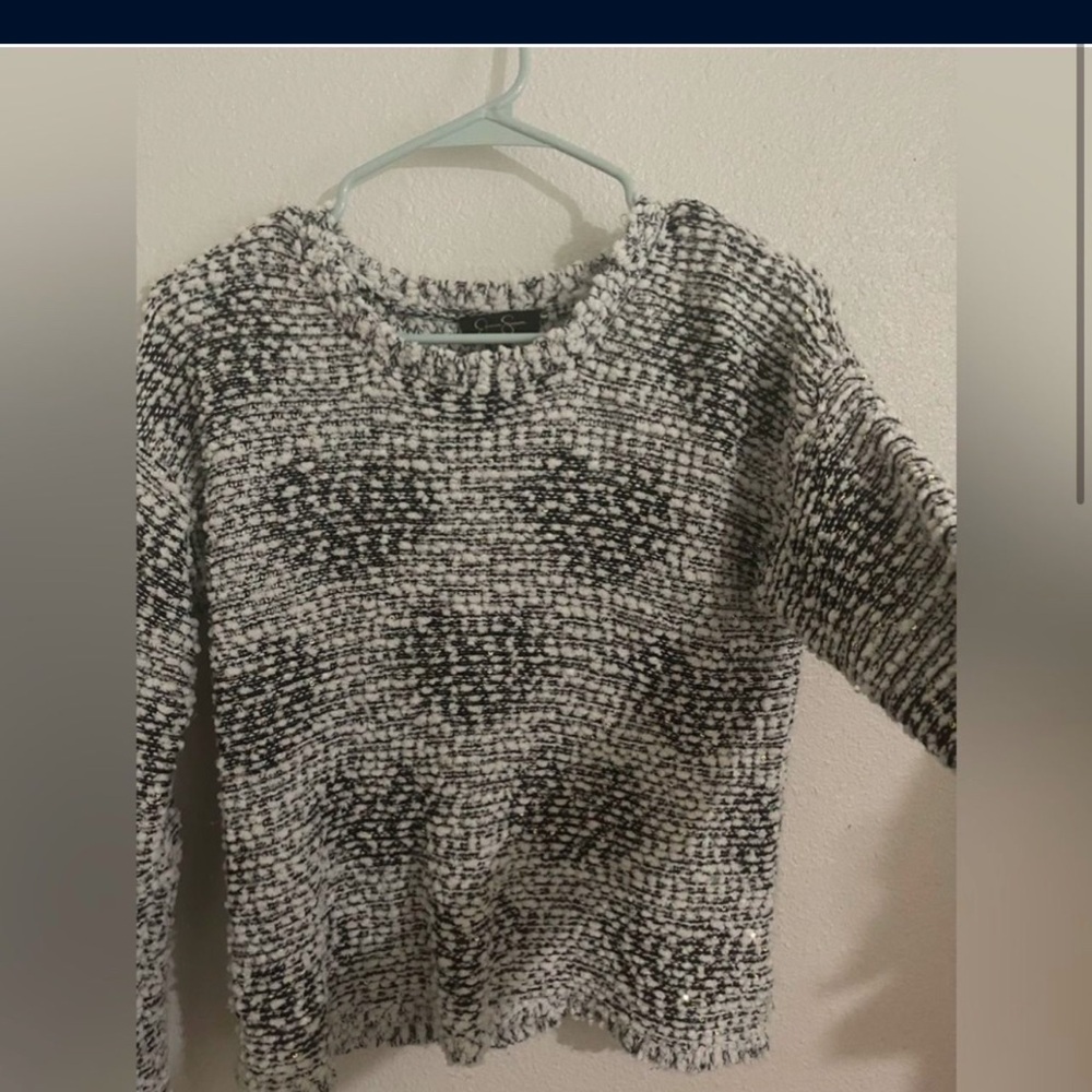 Girls Black and White Sweater - Picture 3 of 9